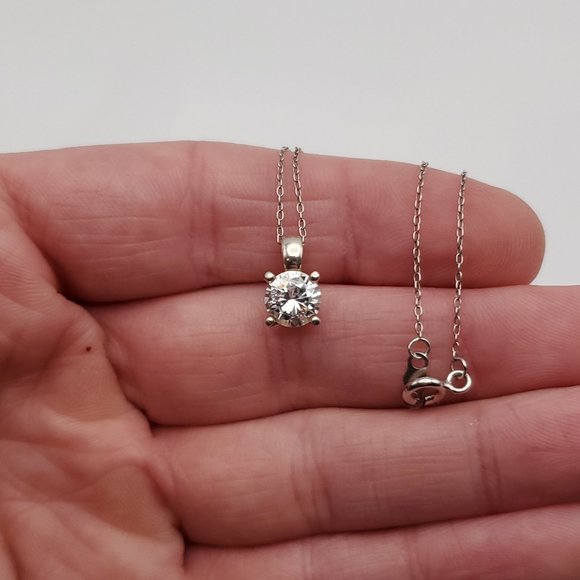 18 Inch 925 Sterling Silver Cute Brilliant Single Cubic Zirconia Necklace - Picture 1 of 7